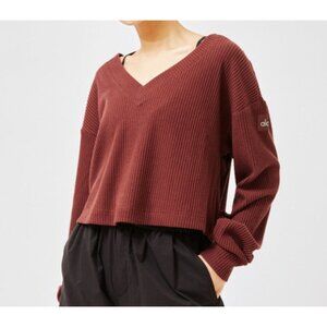 Alo Muse V-Neck Pullover Cherry Cola Burgundy Ribbed Stretchy Sweatshirt Sweater